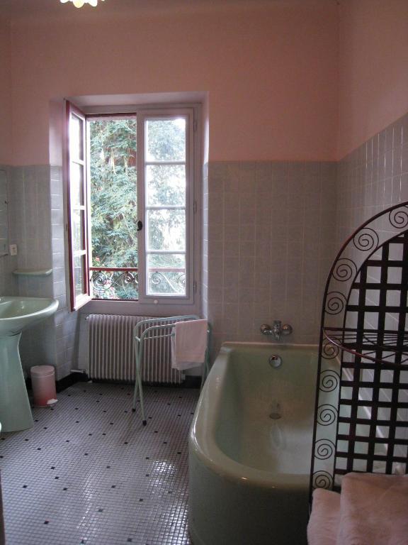 Chambres D'Hotes Closerie Du Guilhat Salies-de-Béarn Eksteriør billede